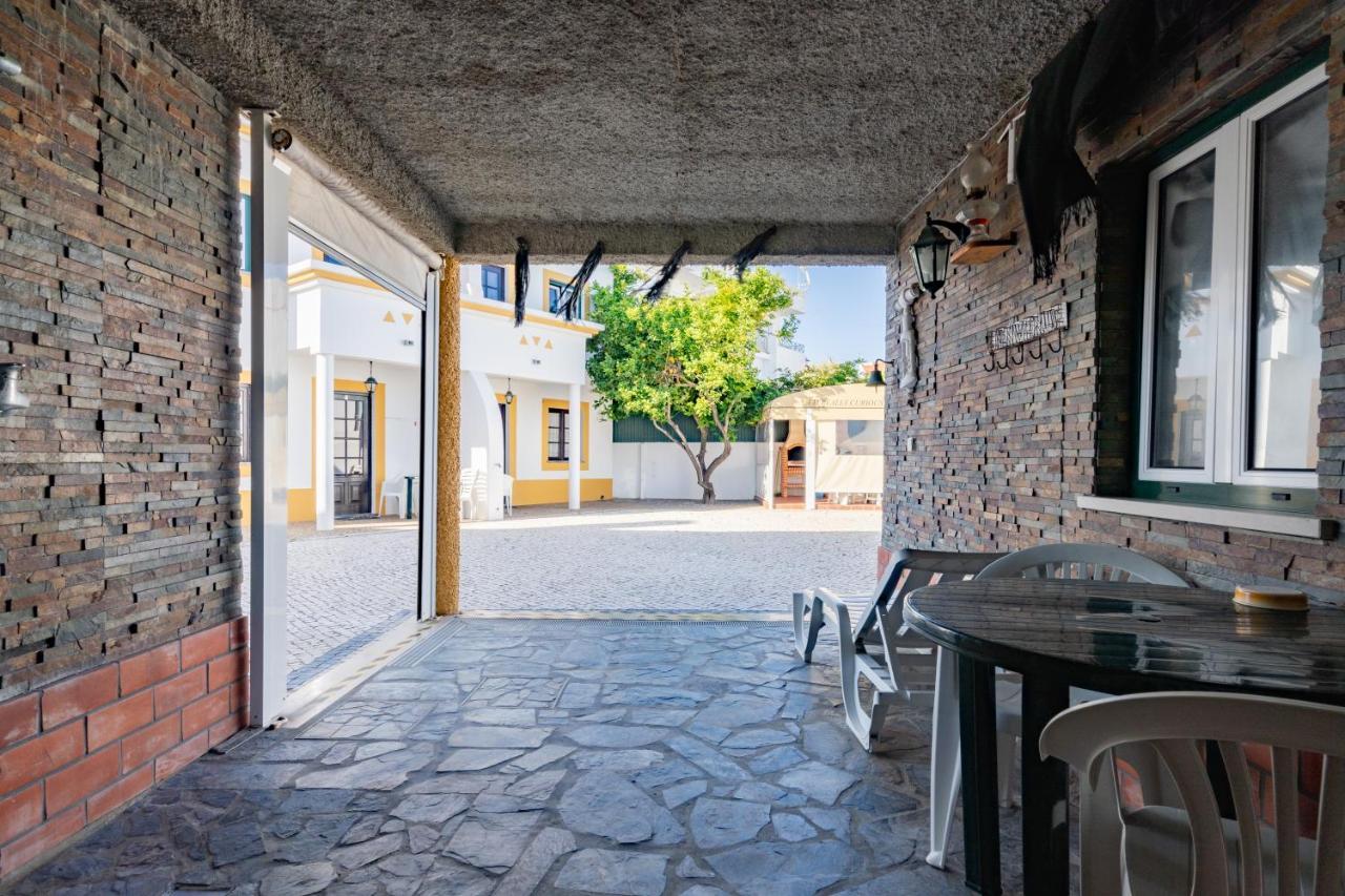 Apartamentos Patio Victoria By Umbral Vila Nova de Milfontes Buitenkant foto